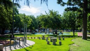 🏃‍♂️🌳 Villa Luro suma movimiento: renovaron la Plazoleta Delfo Cabrera y Shakespeare