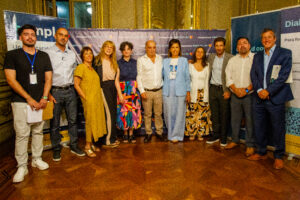 El desafío y la oportunidad de trabajar con mayores de 50: Dialogando BA abre puertas al empleo senior 🌟👵👴