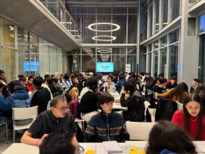 Más de 80 jóvenes se metieron de lleno en el mundo de las políticas públicas porteñas