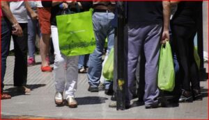 Casi 24 mil toneladas menos de plástico: el increíble balance de la Ciudad a 9 años de prohibir las bolsas descartables ♻️🛍️