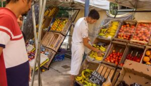 Sabores de Venezuela en pleno Parque Rivadavia: la Feria Migrante vuelve este fin de semana