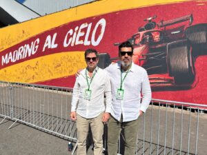 Funcionarios viajaron a Madrid para estudiar el modelo que revolucionó el automovilismo mundial